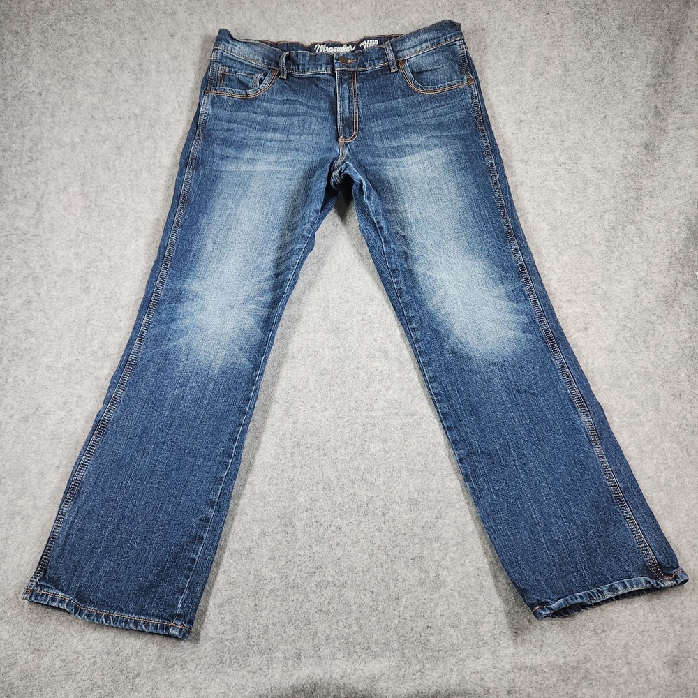 Wrangler Retro Relaxed Boot Jeans Mens 38X34 Inseam 32" Blue Western Denim